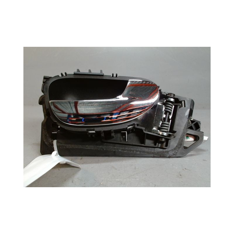 POIGNEE INTERIEURE PORTE AVANT DROIT PEUGEOT 307