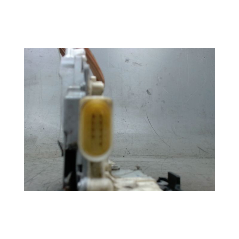 SYSTEME CONDAMNATION AVANT GAUCHE AUDI A3