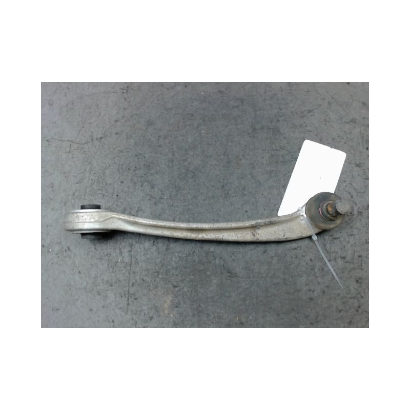 TRIANGLE SUPERIEUR AVANT DROIT AUDI A4 AVANT 04-08
