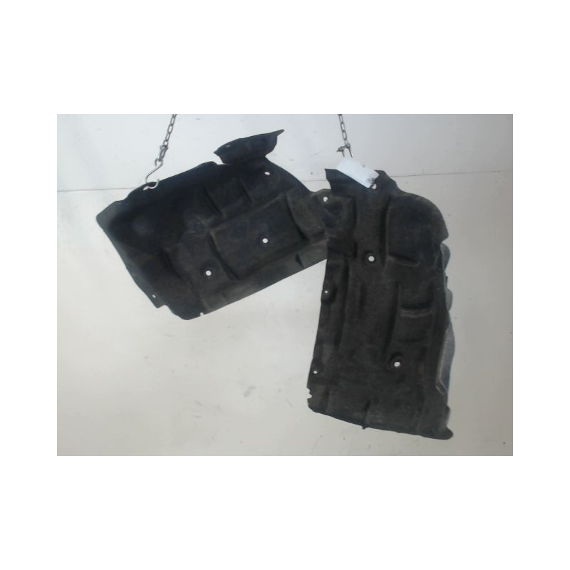 PARE-BOUE AVANT GAUCHE RENAULT MEGANE