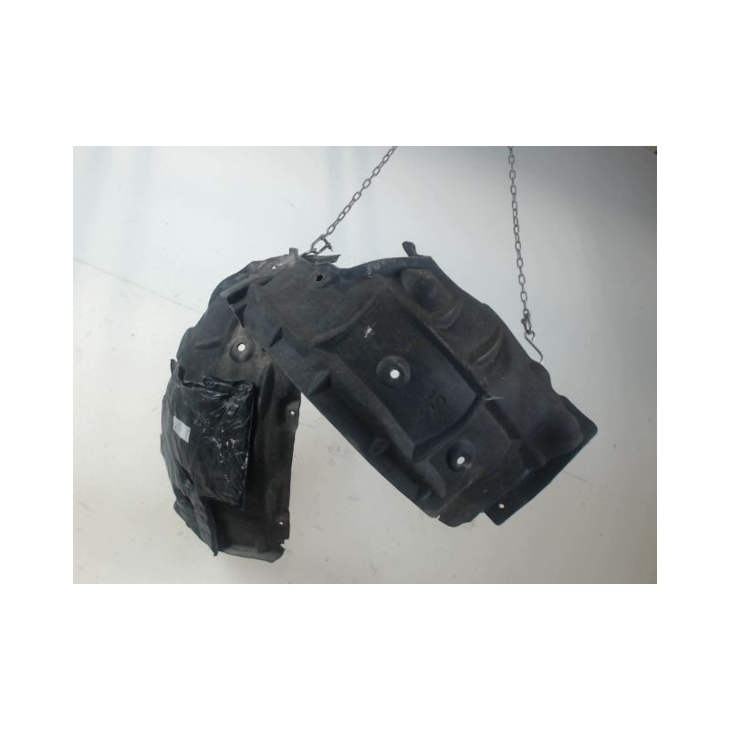 PARE-BOUE AVANT GAUCHE RENAULT MEGANE