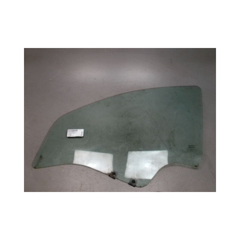 GLACE PORTE AVG DACIA SANDERO 2008-