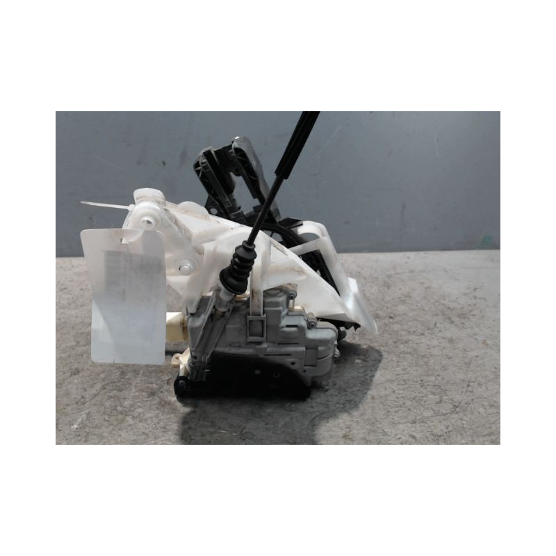 SYSTEME CONDAMNATION ARRIERE DROIT VOLKSWAGEN PASSAT 2010-