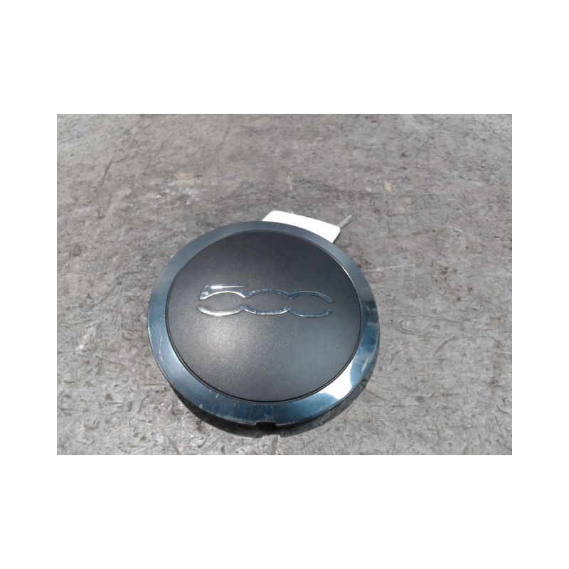 ENJOLIVEUR DE ROUE FIAT 500 2007-