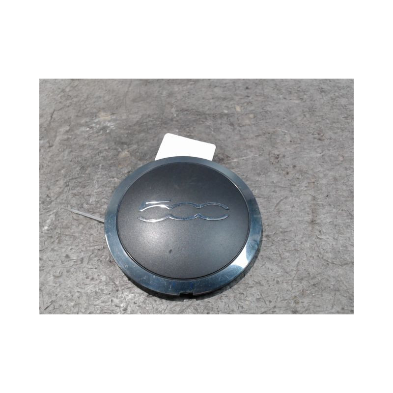 ENJOLIVEUR DE ROUE FIAT 500 2007-