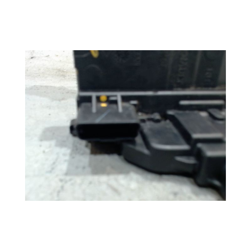 SYSTEME CONDAMNATION AVANT DROIT RENAULT KANGOO