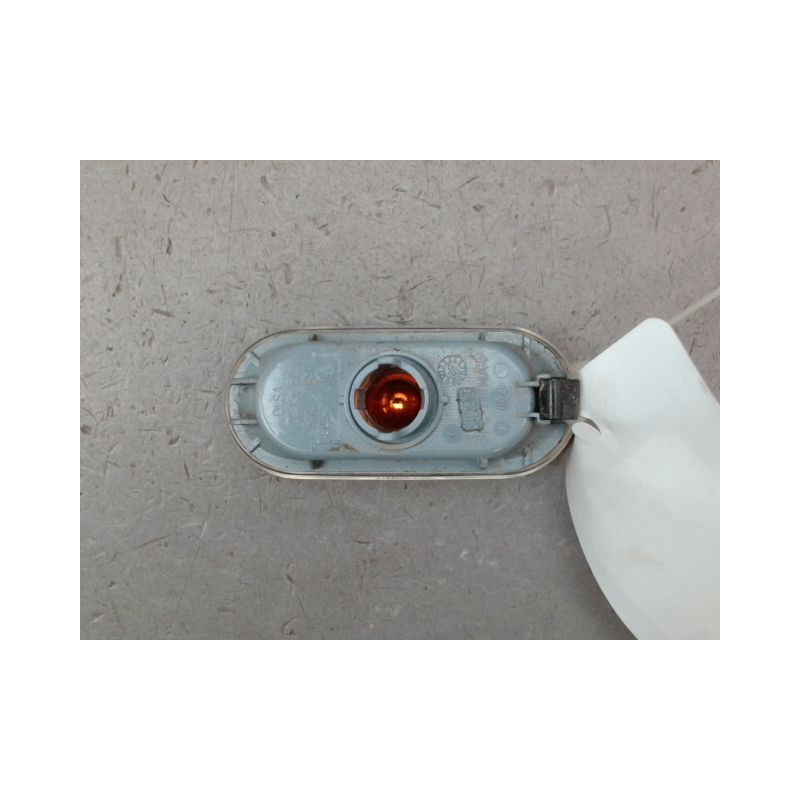 REPETITEUR AILE GAUCHE SKODA CITIGO