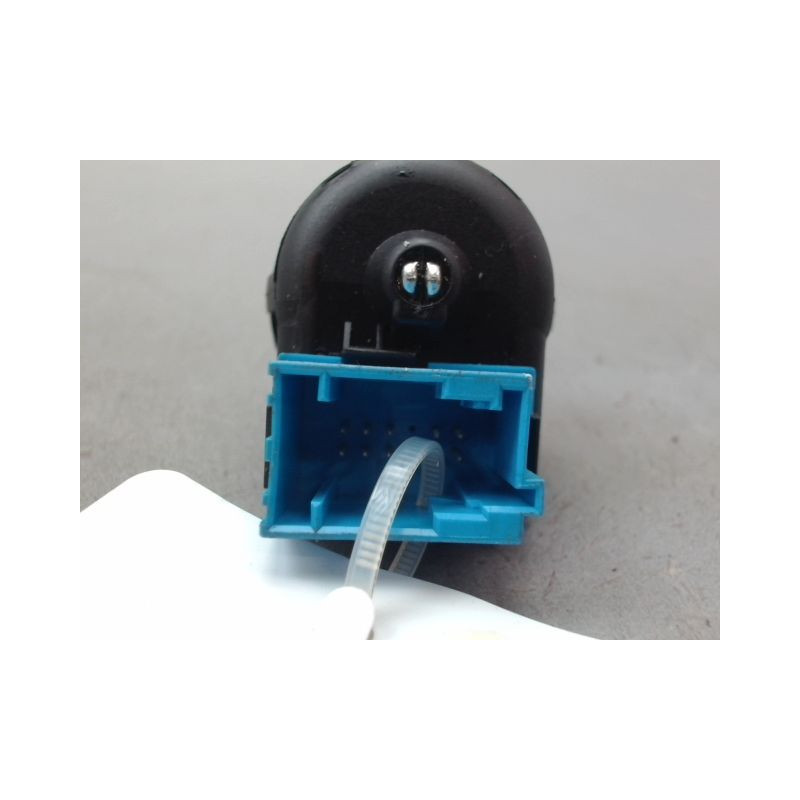 COMMANDE RETROVISSEUR EXTERIEUR ELECTRIQUE PEUGEOT PARTNER BREAK II Phase 2 (B9) 2012-...