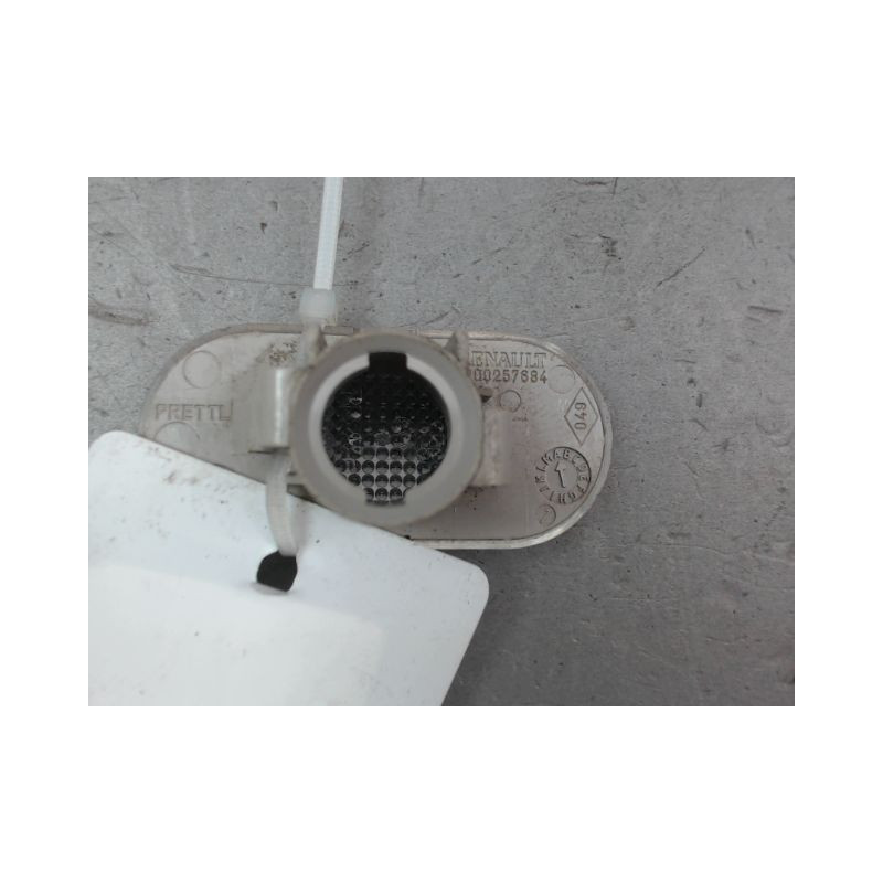 REPETITEUR AILE GAUCHE RENAULT TWINGO II Phase 1 2007-2011