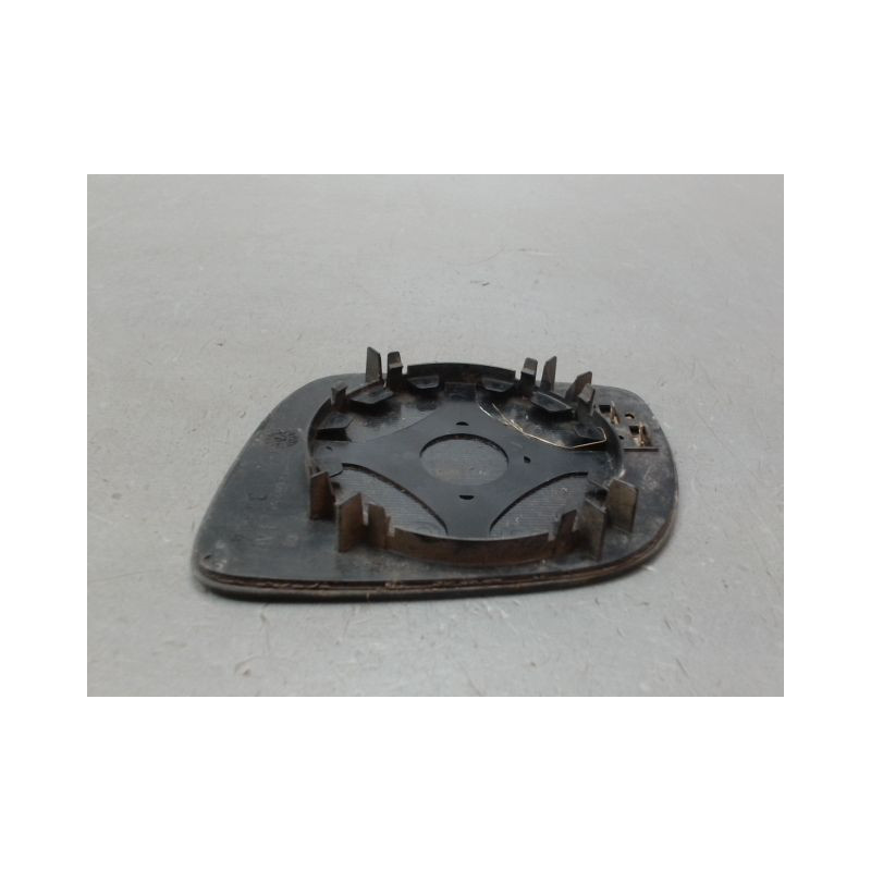 GLACE RETROVISEUR EXT D VOLKSWAGEN PASSAT BERL. IV Phase 1 1996-2000