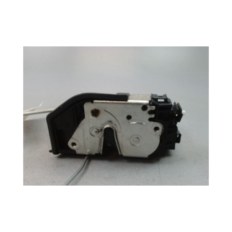 SYSTEME CONDAMNATION AVANT DROIT BMW SERIE 1 I Phase 2 (E87) 2007-2011