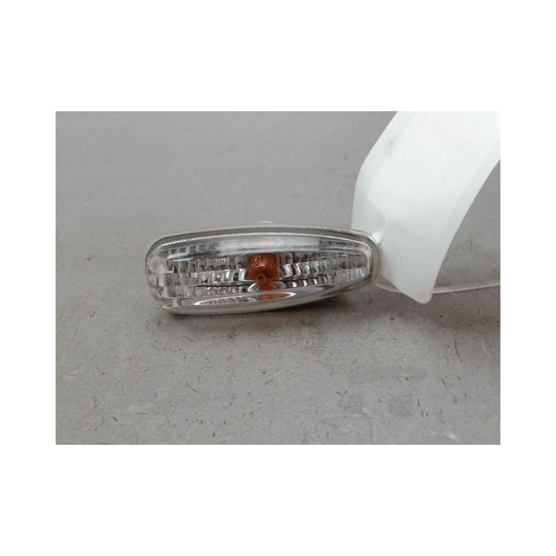 REPETITEUR AILE DROIT KIA RIO 2005-