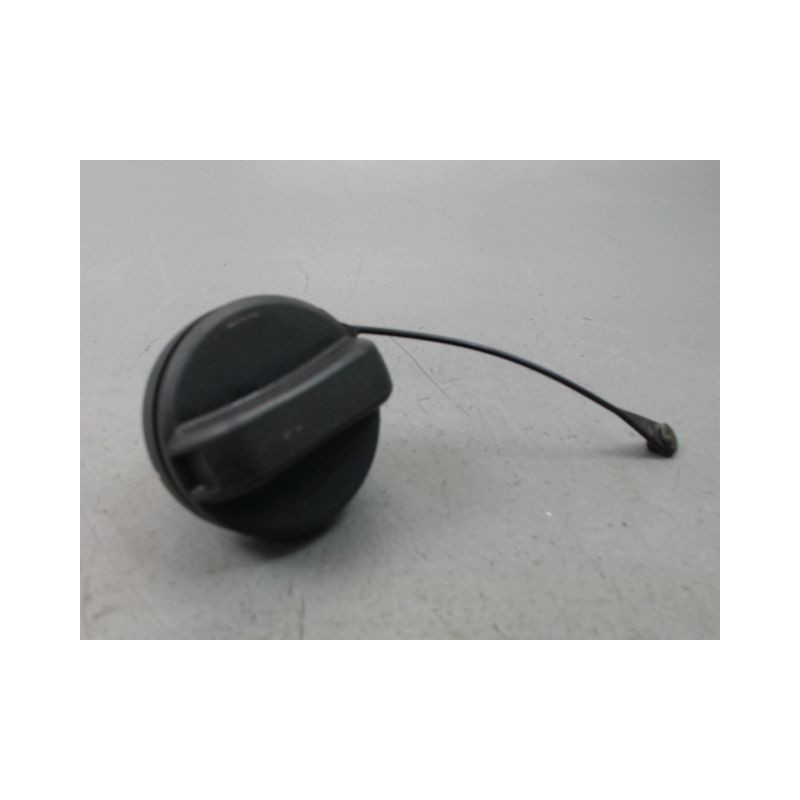 BOUCHON RESERVOIR A CARBURANT SUZUKI CELERIO