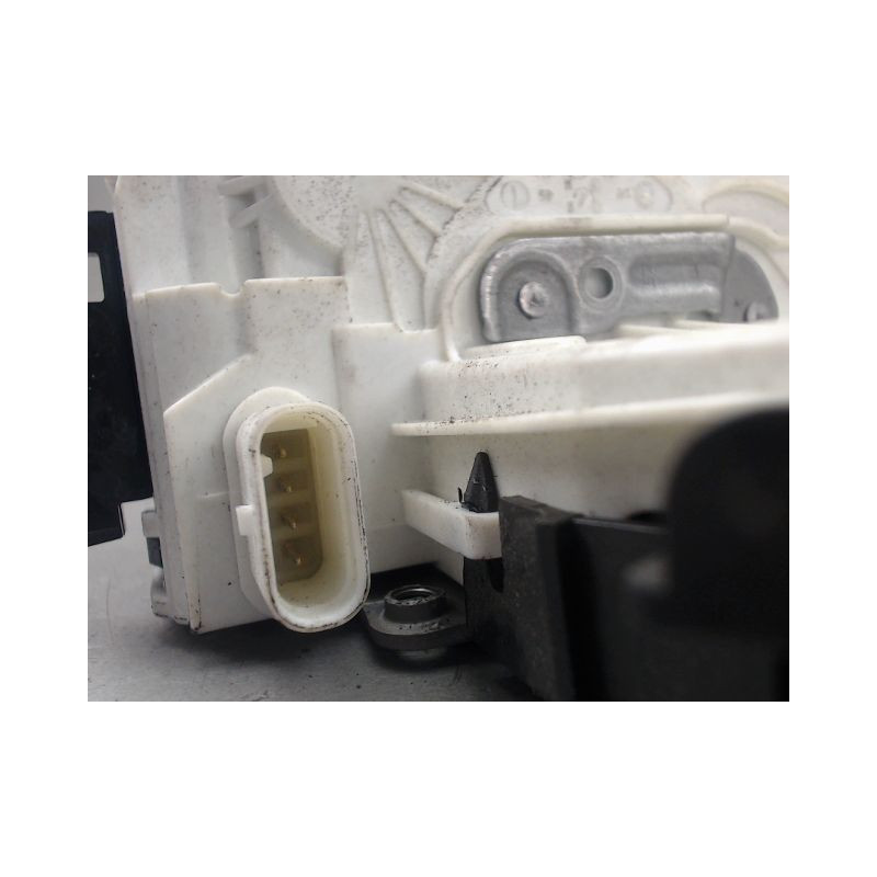 SYSTEME CONDAMNATION ARRIERE GAUCHE MERCEDES CLASSE C