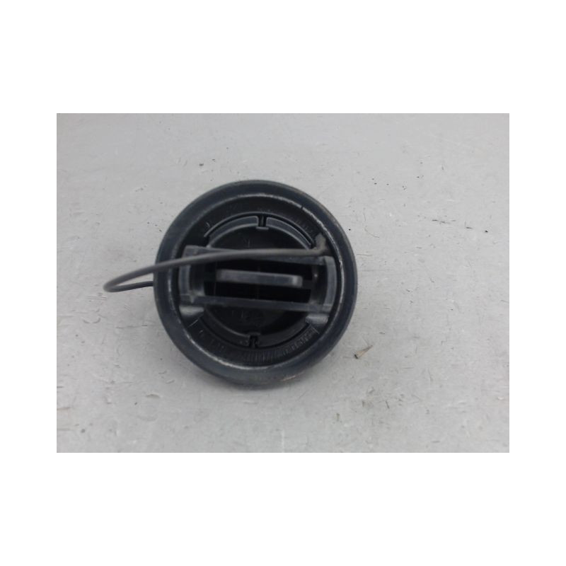 BOUCHON RESERVOIR A CARBURANT RENAULT CLIO