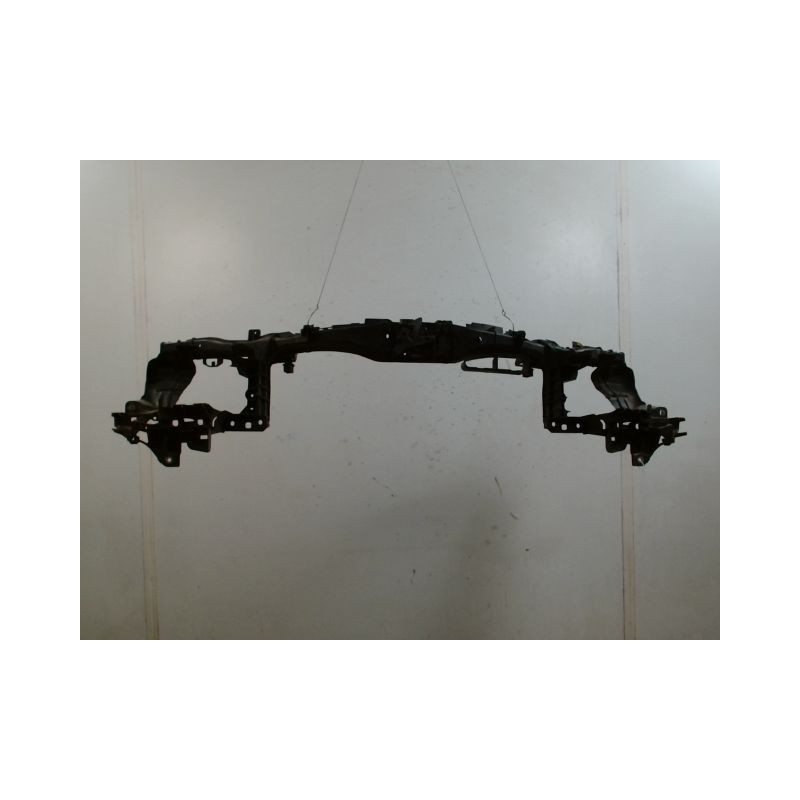 FACE AVANT MERCEDES CLASSE B