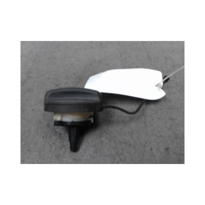 BOUCHON RESERVOIR A CARBURANT B.M.W. SERIE 1