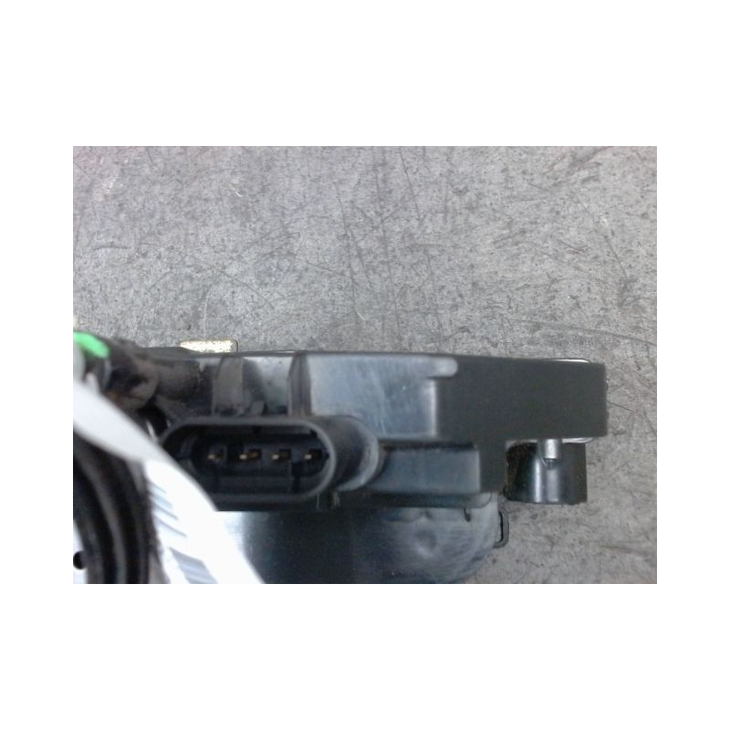 SYSTEME CONDAMNATION AVANT GAUCHE PEUGEOT 307 CC 2005-