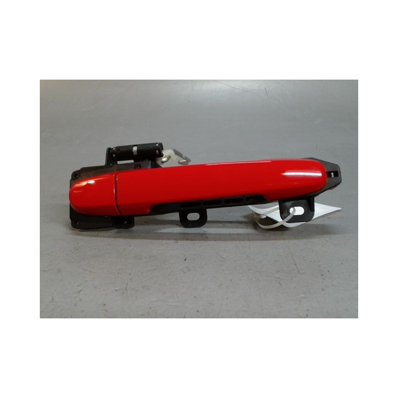 POIGNEE EXTERIEURE PORTE AVANT DROIT TOYOTA AYGO