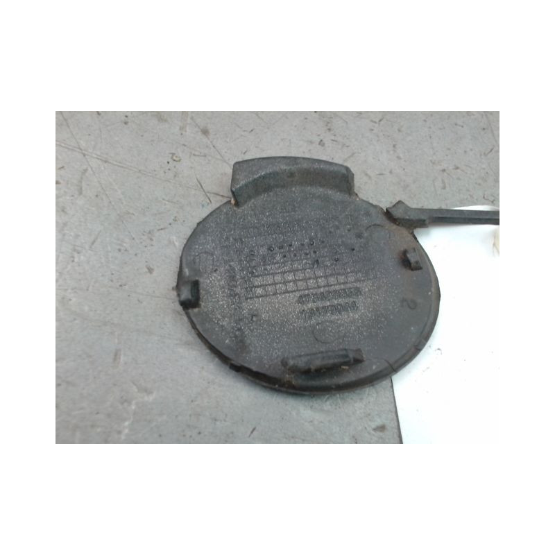 OBTURATEUR COUVRE CROCHET DE BOUCLIER AV OPEL CORSA IV Phase 1 (D) 2006-2010