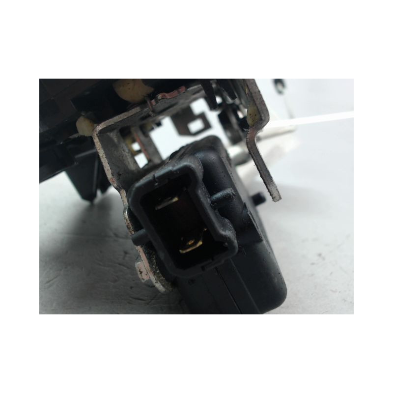 SYSTEME CONDAMNATION AVANT GAUCHE DACIA DUSTER BREAK Phase 1 2010-2013