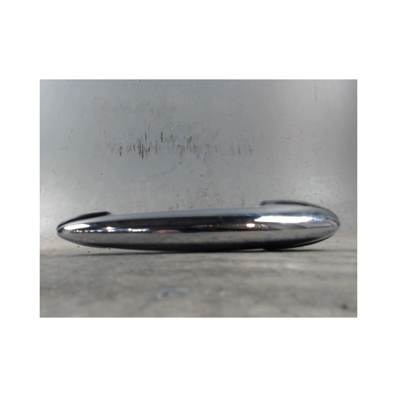 POIGNEE EXTERIEURE PORTE ARRIERE GAUCHE MINI MINI 2010-