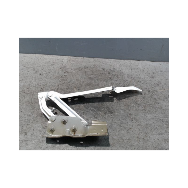 COMPAS DROIT CAPOT OPEL ASTRA BREAK 2004-