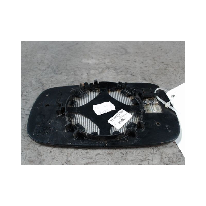 GLACE RETROVISEUR EXT G RENAULT SCENIC II PH1 02-06