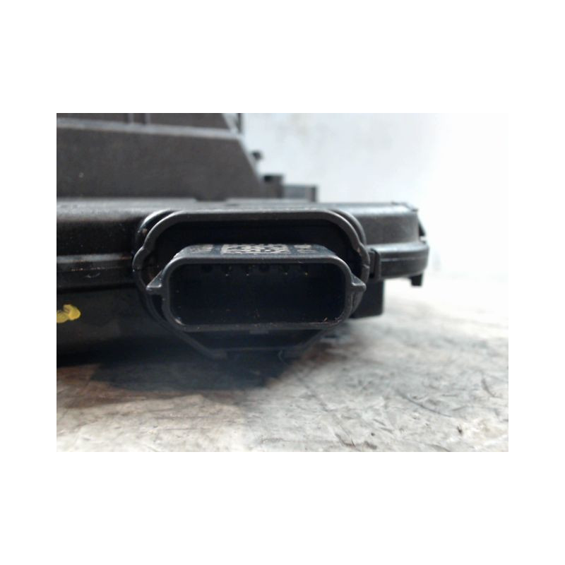 SYSTEME CONDAMNATION AVANT DROIT RENAULT CLIO IV