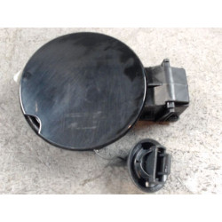 VOLET DE TRAPPE CARBURANT