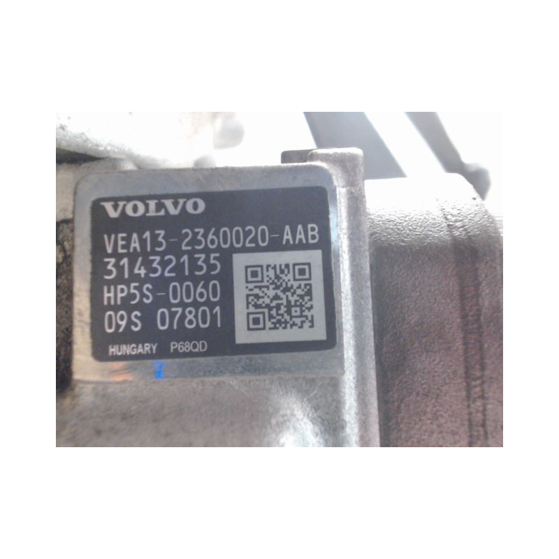 MOTEUR DIESEL VOLVO V40 D2