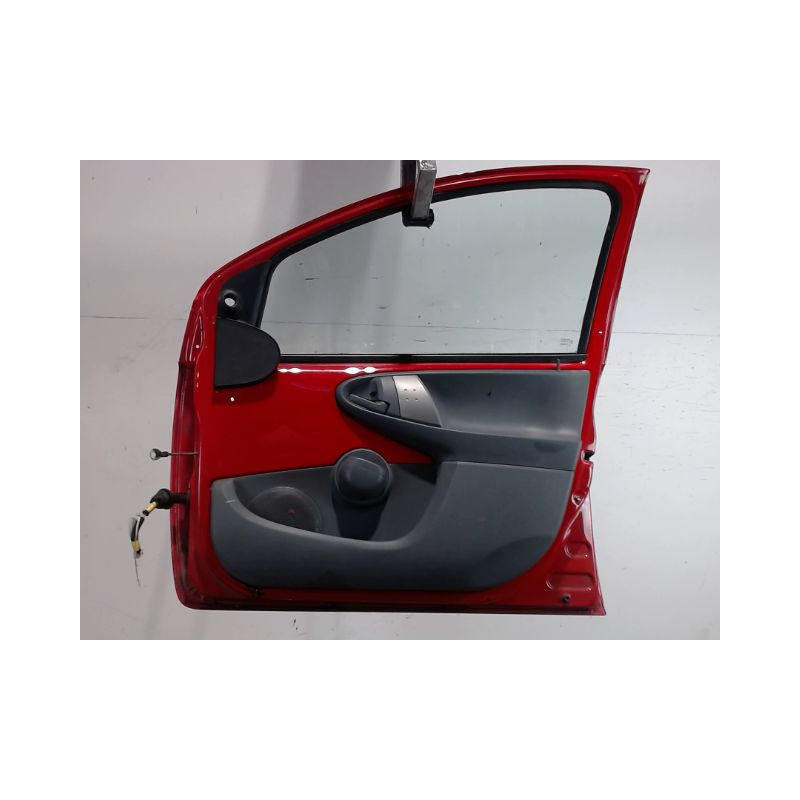 PORTE AVANT DROIT TOYOTA AYGO 5P
