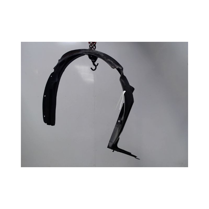 PARE-BOUE AVANT DROIT SUZUKI SWIFT