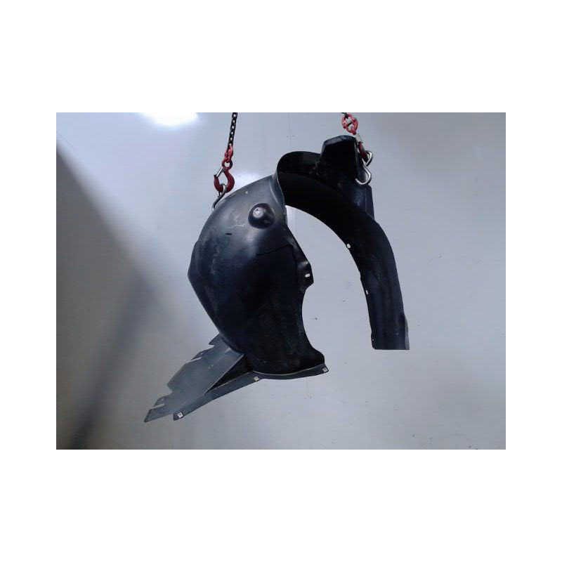 PARE-BOUE AVANT DROIT VOLKSWAGEN POLO 2009-