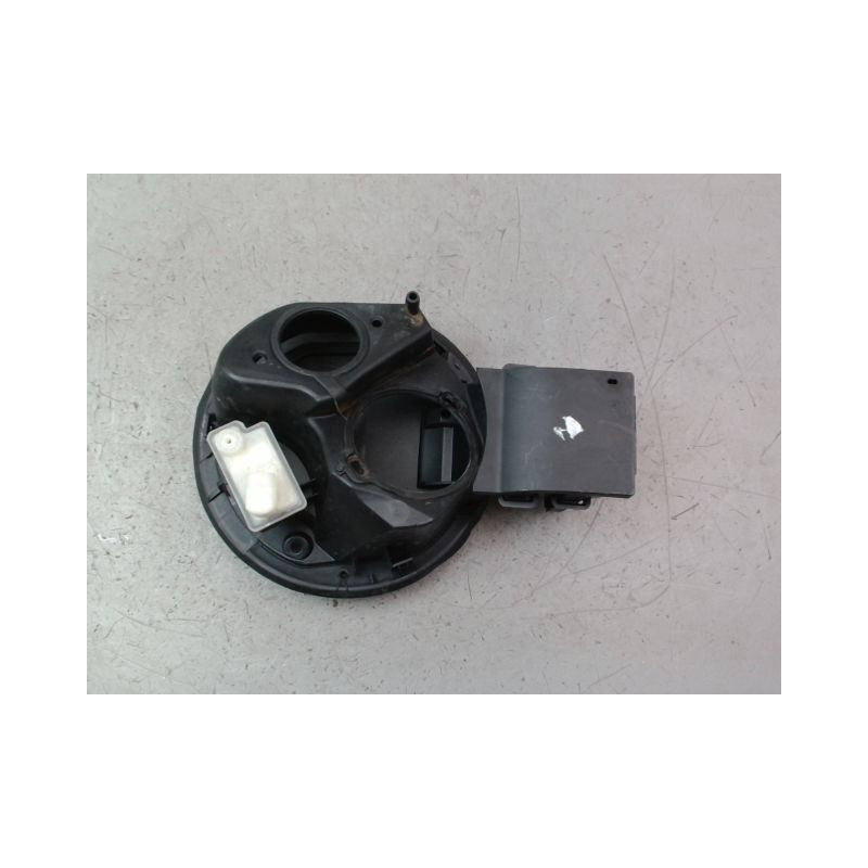 VOLET DE TRAPPE CARBURANT RENAULT CLIO