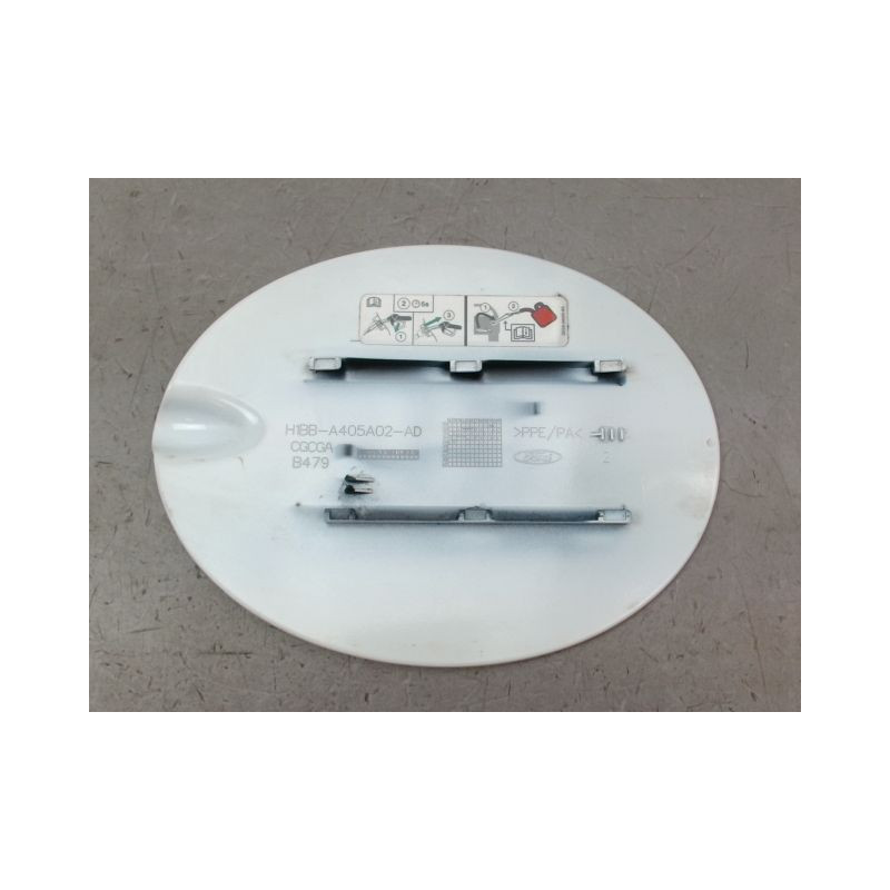 VOLET DE TRAPPE CARBURANT FORD FIESTA