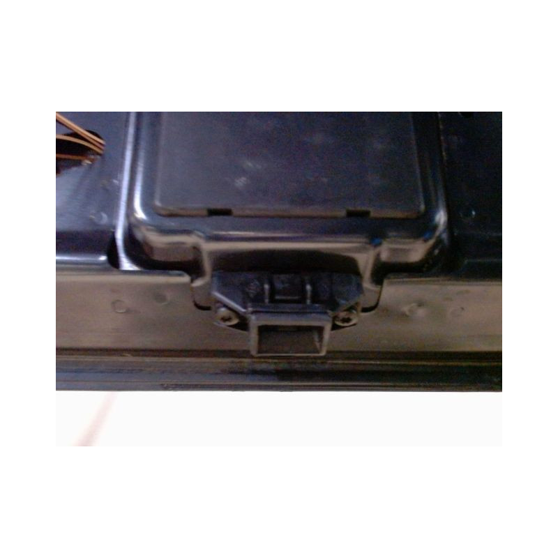 COFFRE ARRIERE DACIA LOGAN 4 P 05-08