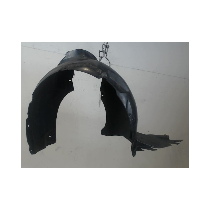 PARE-BOUE AVANT DROIT VOLKSWAGEN POLO