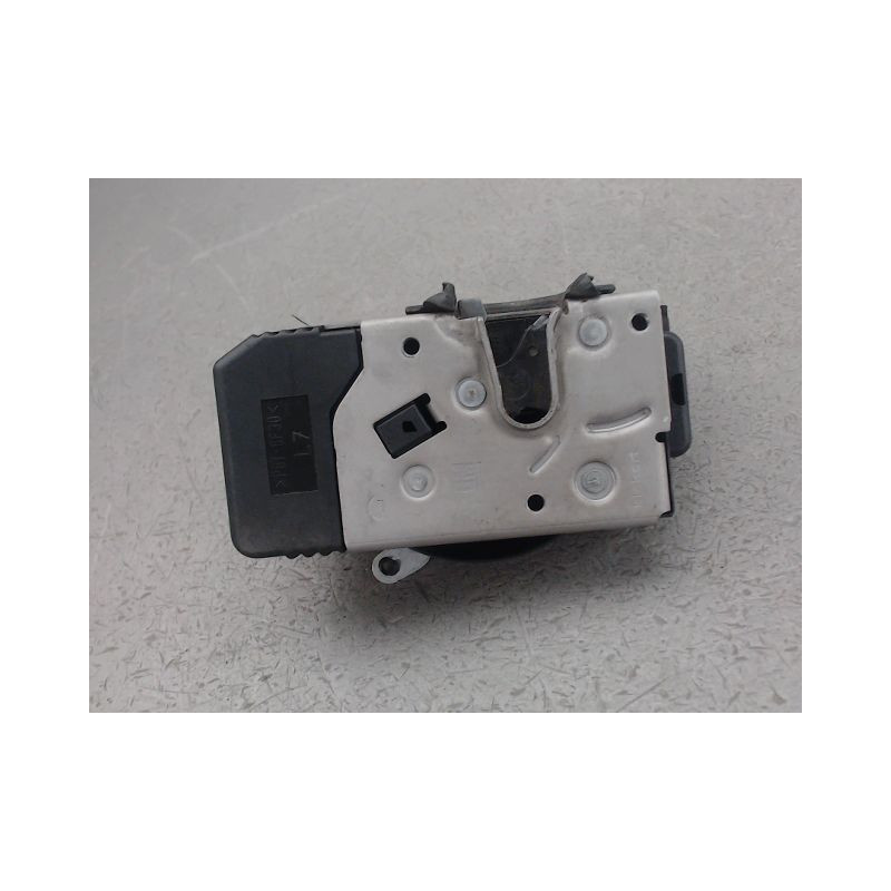 SERRURE PORTE BATTANTE ARRIERE GAUCHE RENAULT TRAFIC