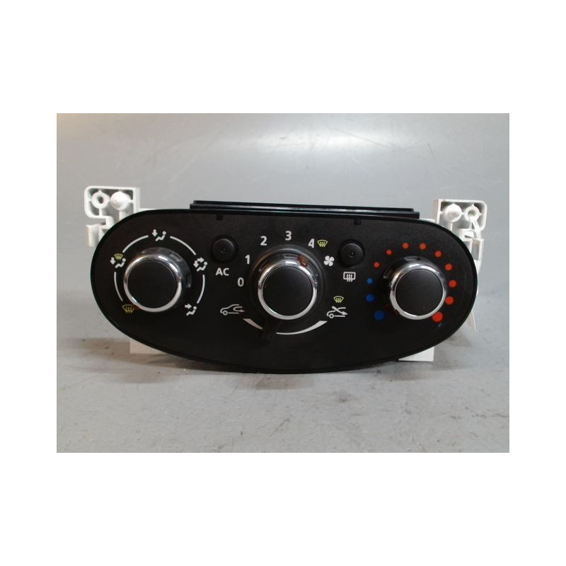 COMMANDE DE CHAUFFAGE DACIA DUSTER