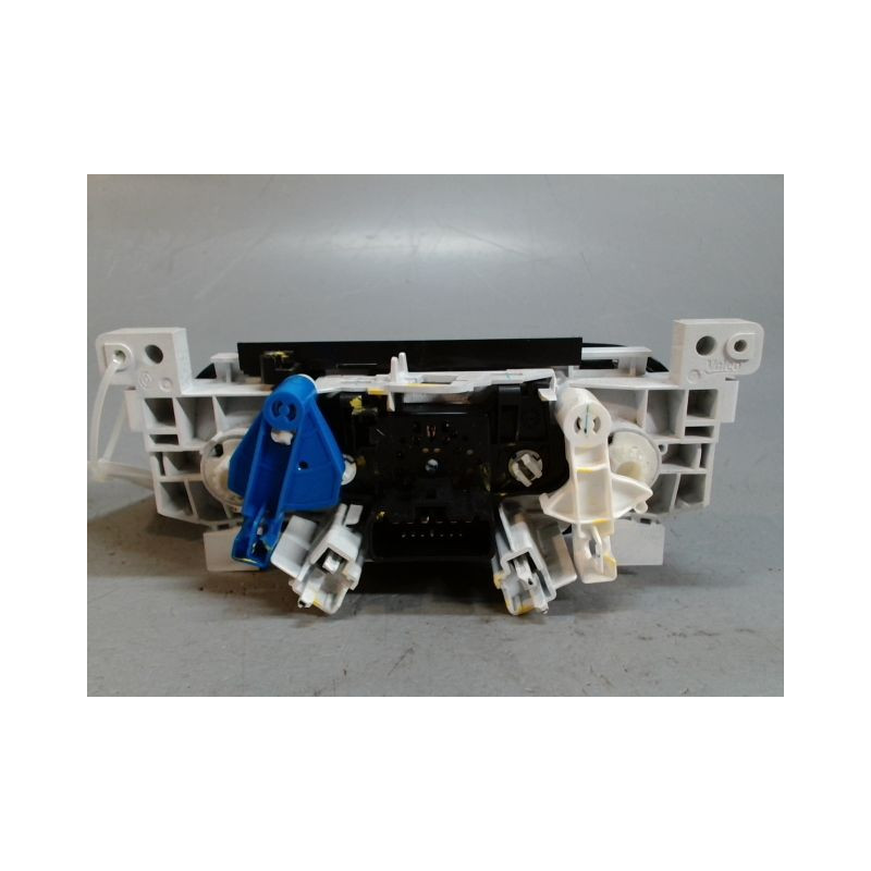 COMMANDE DE CHAUFFAGE DACIA DUSTER