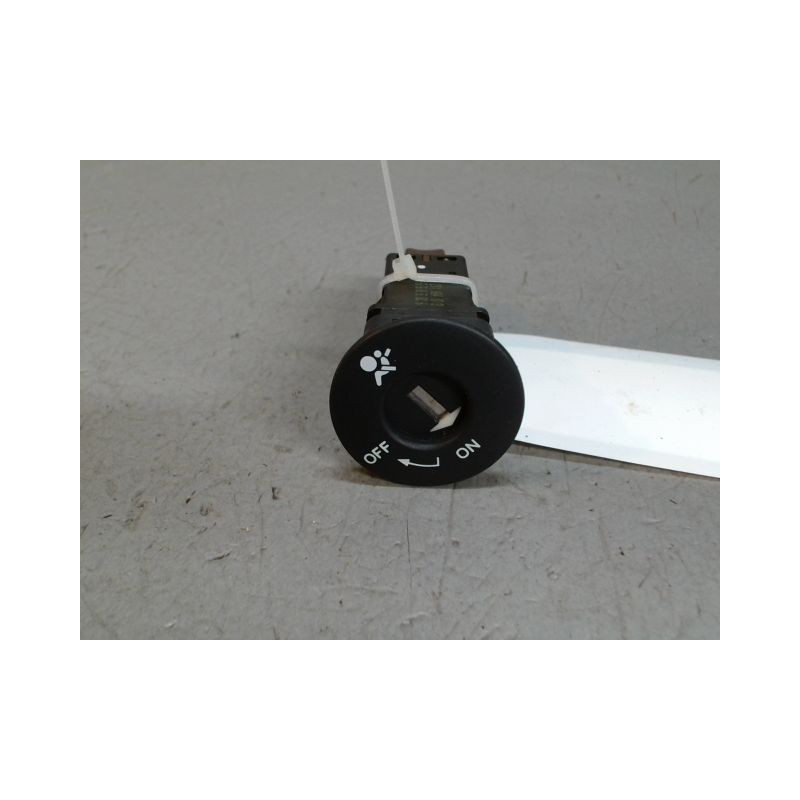 COMMANDE COMMUTATEUR AIRBAG PASSAGER RENAULT KOLEOS 2008-
