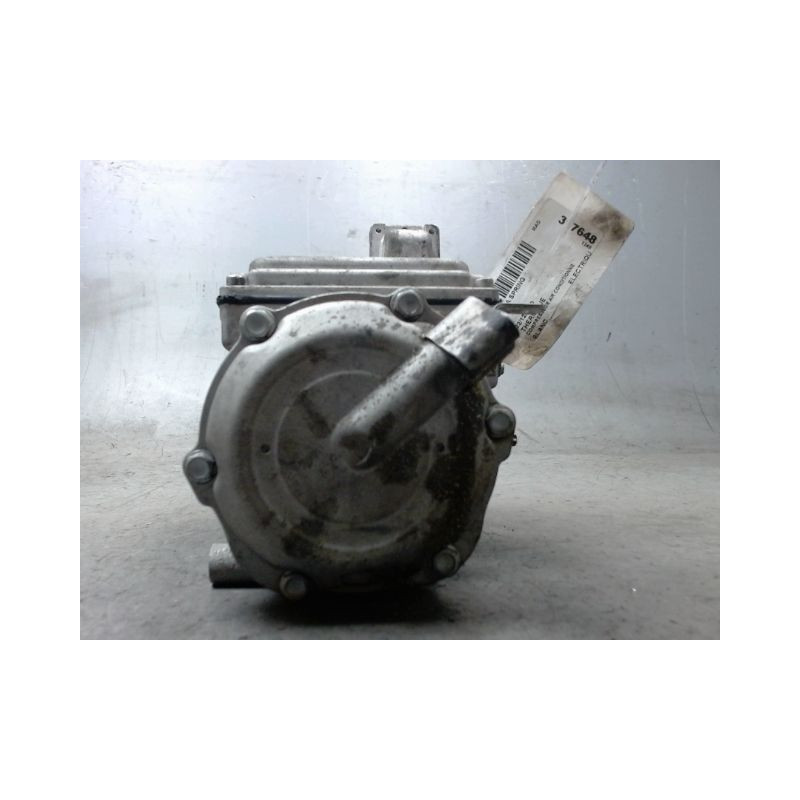 COMPRESSEUR AIR CONDITIONNE DACIA SPRING
