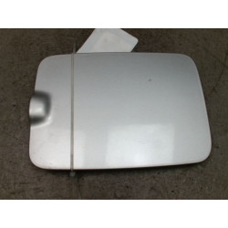 VOLET DE TRAPPE CARBURANT