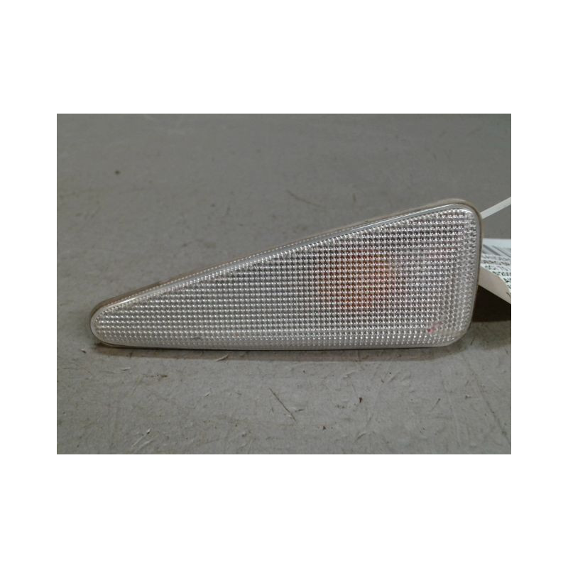 REPETITEUR AILE DROIT DACIA SANDERO 2008-