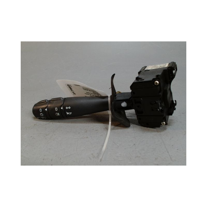 COMMANDE CLIGNOTANT DACIA SANDERO 2008-