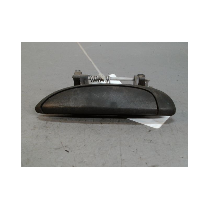 POIGNEE EXTERIEURE PORTE AVANT GAUCHE DACIA LOGAN 08-