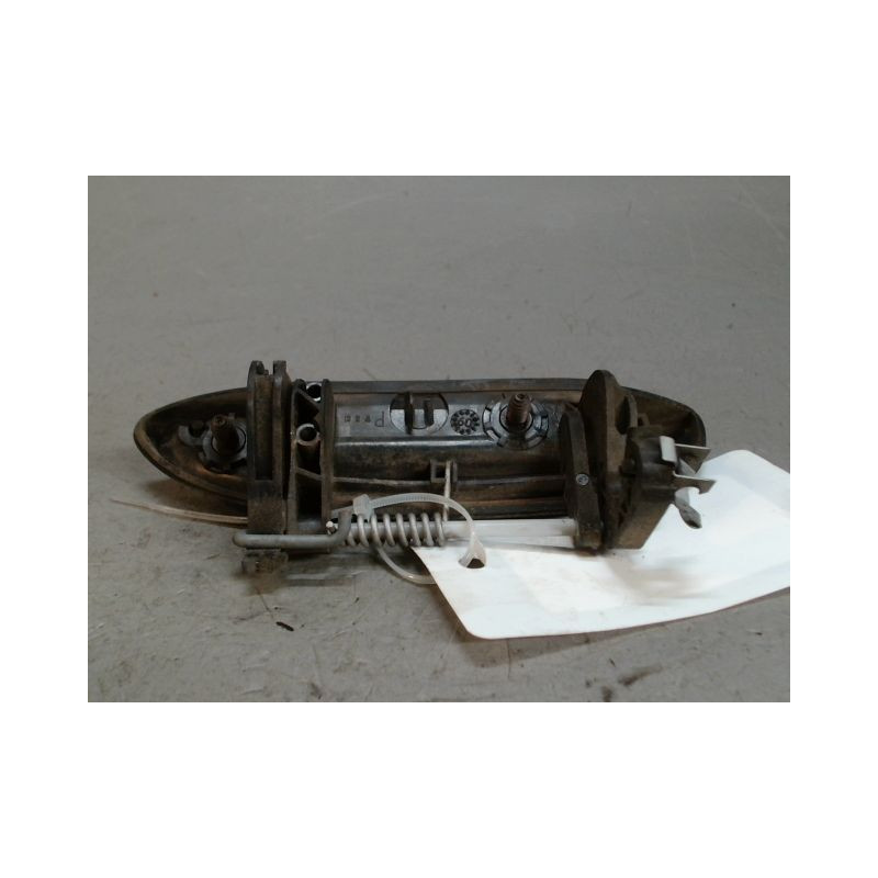 POIGNEE EXTERIEURE PORTE AVANT GAUCHE DACIA LOGAN 08-