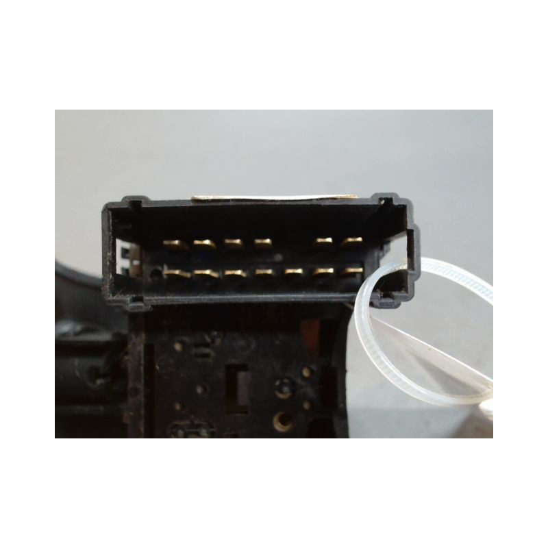 COMMANDE ESSUIE GLACE DACIA LOGAN 08-