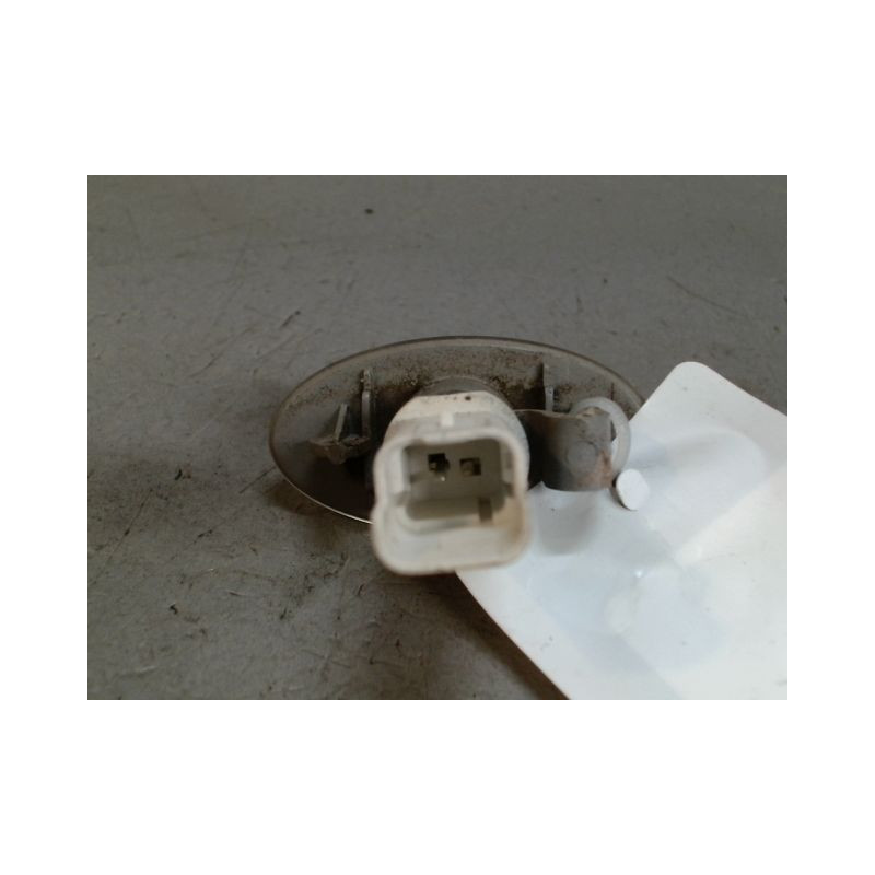 REPETITEUR AILE DROIT PEUGEOT 206 5P